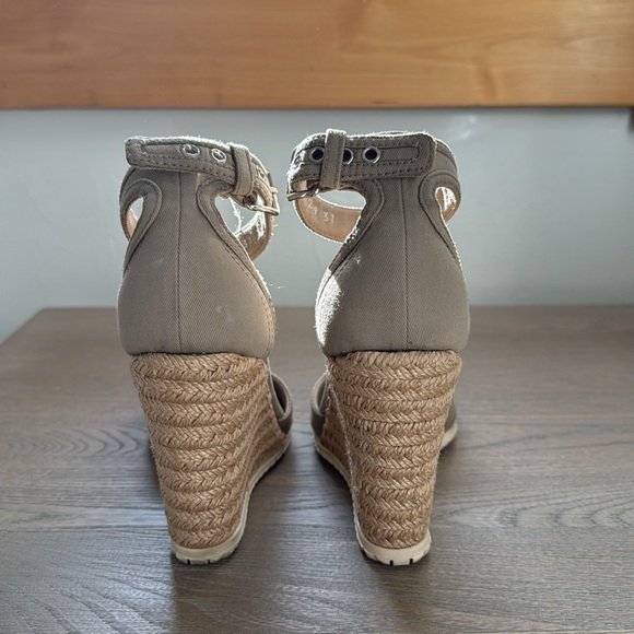 Authentic Prada size 37 canvas and seisel peep toe Mary Jane wedge sandal. - Picture 6 of 8
